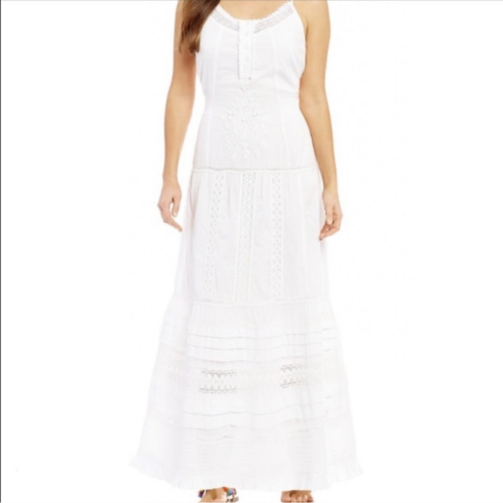 Chelsea & Violet Embroidered White Max Dress